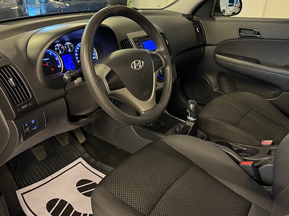 Hyundai i30 14 of 27