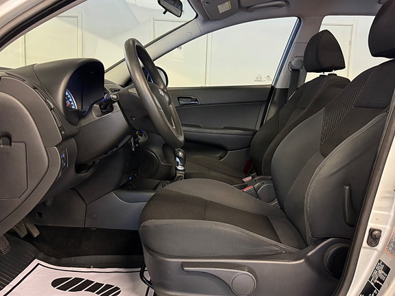 Hyundai i30 15 of 27