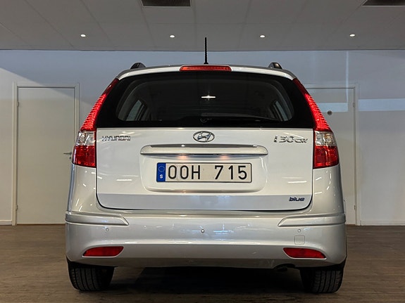 Hyundai i30 10 of 27