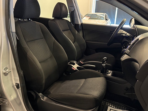 Hyundai i30 21 of 27