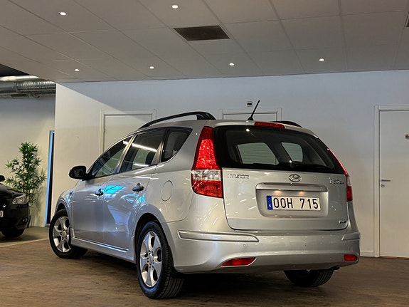 Hyundai i30 13 of 27