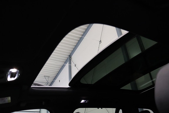 Volvo XC90 25 of 30