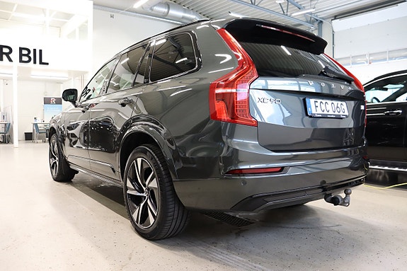 Volvo XC90 6 of 30
