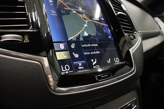 Volvo XC90 21 of 30