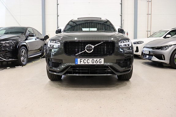 Volvo XC90 3 of 30