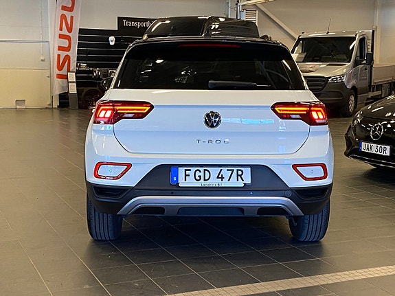 Volkswagen T-Roc 5 of 5