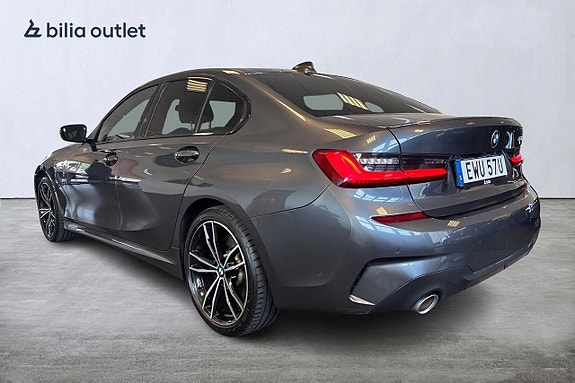 BMW 330e 4 of 24