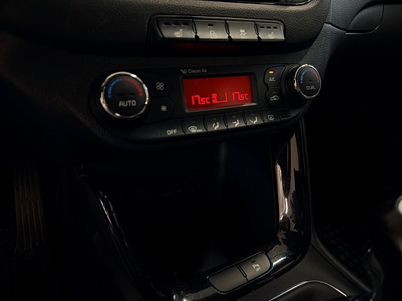 Kia Ceed 11 of 18