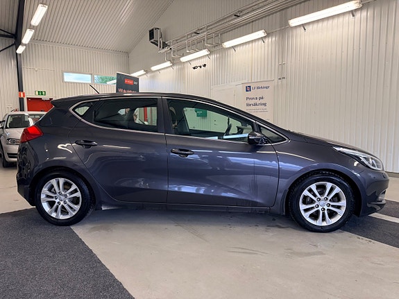 Kia Ceed 4 of 5