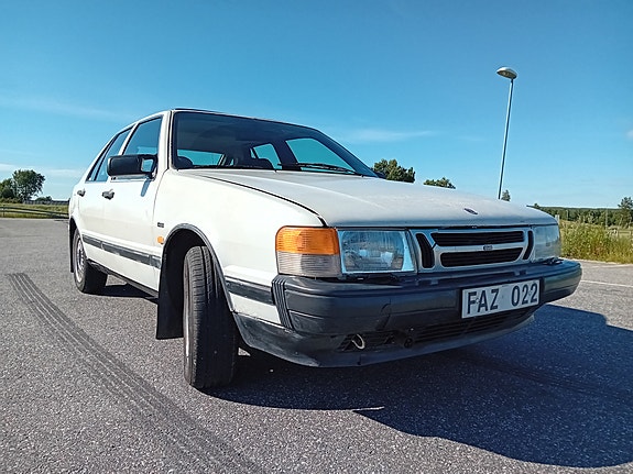 Saab 9000 3 of 5