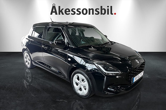 Suzuki Swift 3 of 5