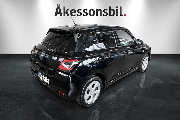 Suzuki Swift 4 of 5