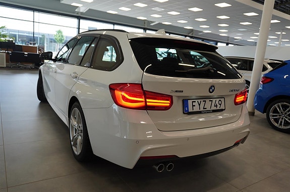 BMW 320d 2 of 19