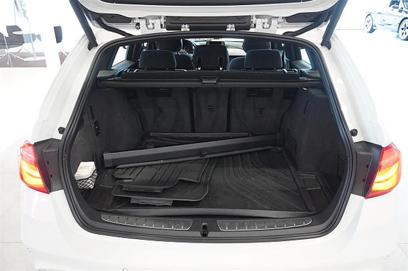 BMW 320d 11 of 19