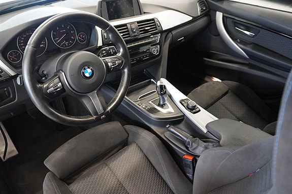 BMW 320d 8 of 19