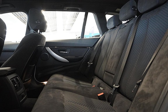 BMW 320d 9 of 19