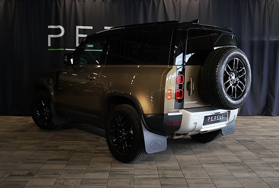 Land Rover Defender 90 3 of 5