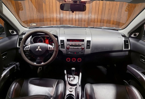 Mitsubishi Outlander 14 of 30