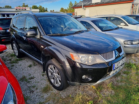 Mitsubishi Outlander 2 of 30