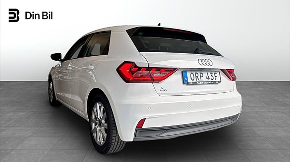 Audi A1 3 of 5