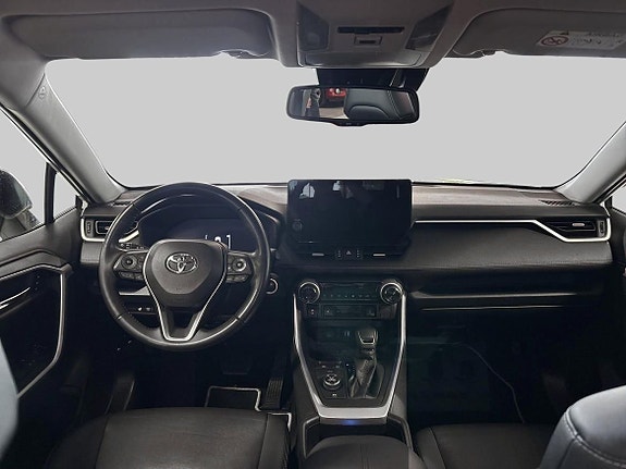 Toyota RAV4 12 of 19
