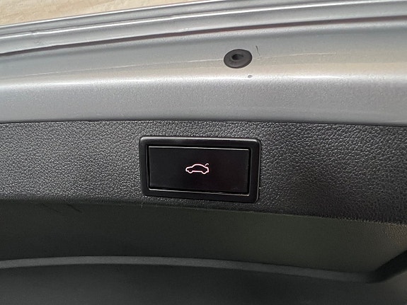 Skoda Octavia Scout 12 of 25