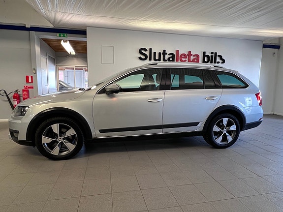 Skoda Octavia Scout 10 of 25