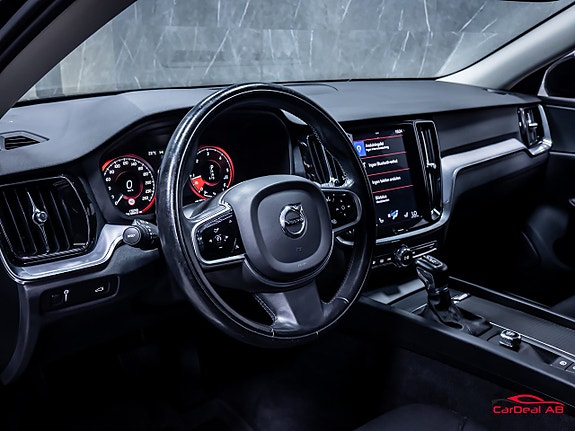 Volvo V60 Cross Country 12 of 29