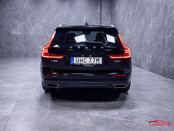 Volvo V60 Cross Country 6 of 29