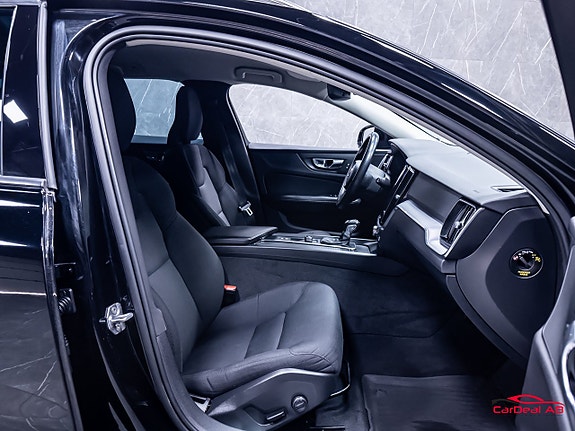 Volvo V60 Cross Country 15 of 29