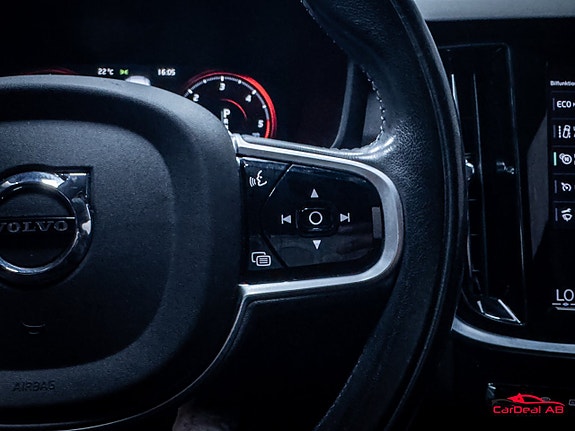 Volvo V60 Cross Country 23 of 29