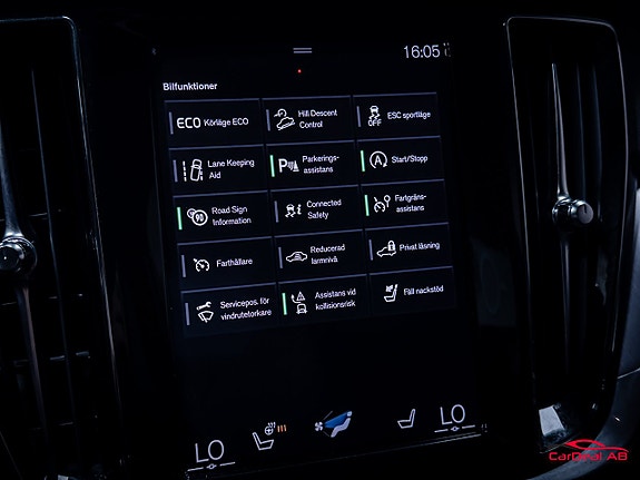 Volvo V60 Cross Country 27 of 29