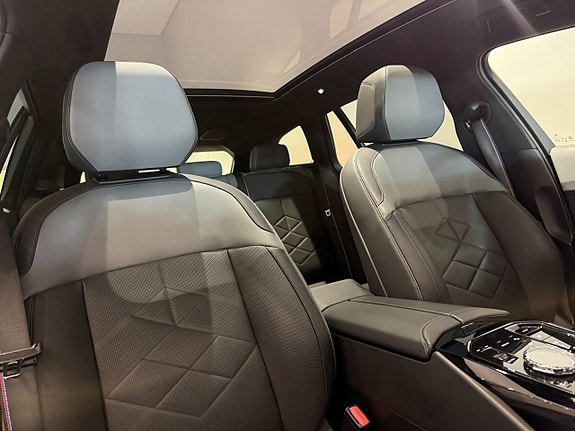 BMW i5 18 of 20