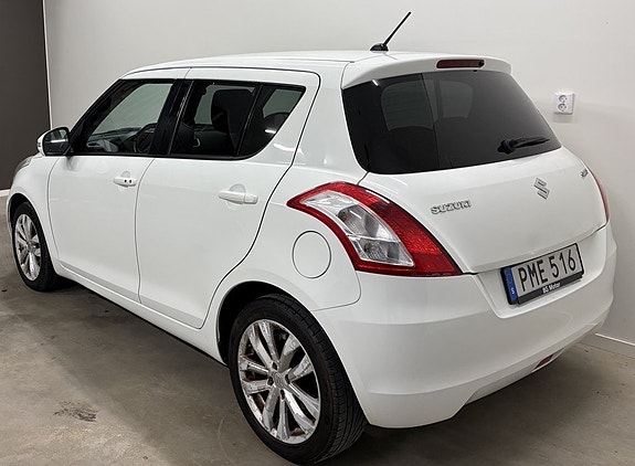 Suzuki Swift 5 of 9