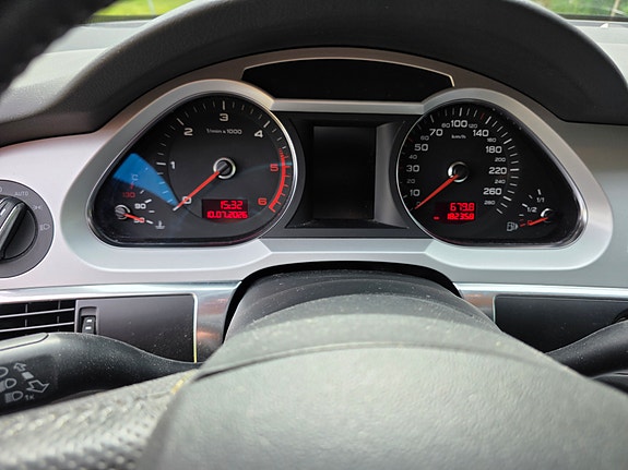 Audi A6 8 of 12