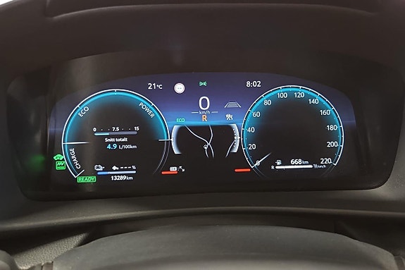 Toyota C-HR 13 of 20