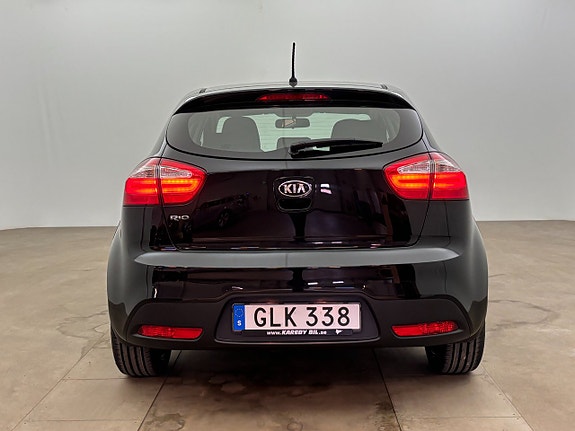 Kia Rio 5 of 5