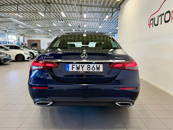 Mercedes-Benz E450 9 of 25