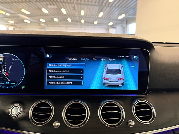Mercedes-Benz E450 22 of 25