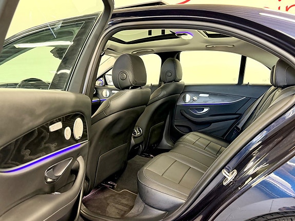 Mercedes-Benz E450 8 of 25