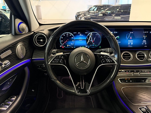 Mercedes-Benz E450 16 of 25