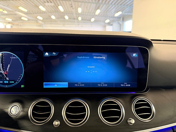 Mercedes-Benz E450 23 of 25