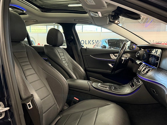 Mercedes-Benz E450 13 of 25