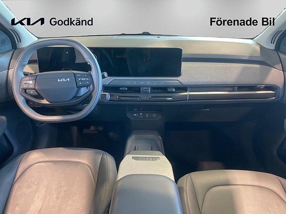 Kia EV3 7 of 17