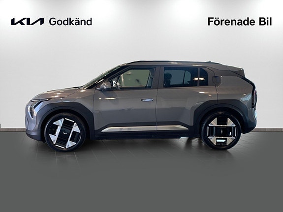 Kia EV3 4 of 5