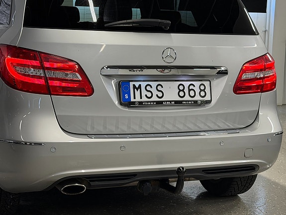 Mercedes-Benz B180 9 of 26