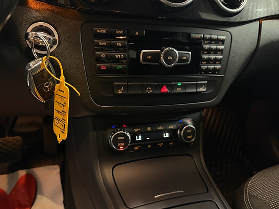 Mercedes-Benz B180 17 of 26