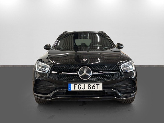 Mercedes-Benz GLC220 d 2 of 5