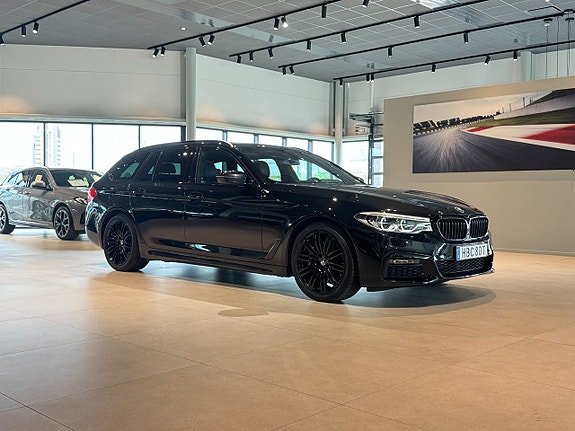 BMW 530d 3 of 5