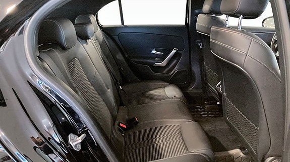 Mercedes-Benz A220 5 of 18